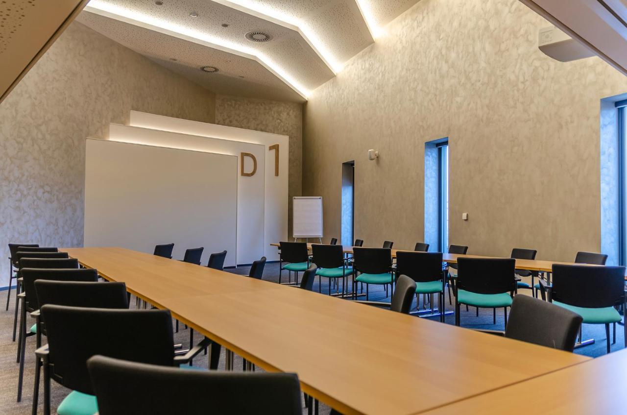 אוסטרובצ'יצה Hotel D1 מראה חיצוני תמונה